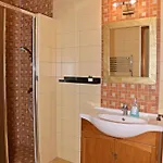 Makotel Apartmanhaz *
