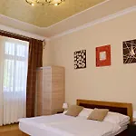Makotel Apartmanhaz * Mako
