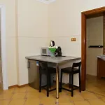 Makotel Apartmanhaz * Mako