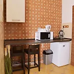 Makotel Apartmanhaz Daire Makó