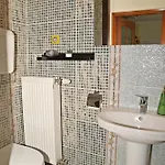Makotel Apartmanhaz *