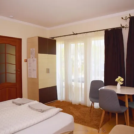 Makotel Apartmanhaz * Mako