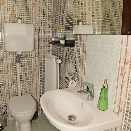 Makotel Apartmanhaz Apartment