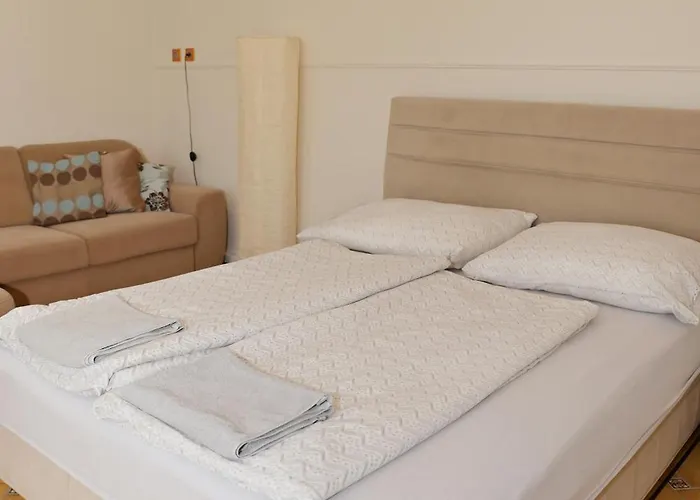 Makotel Apartmanhaz Makó
